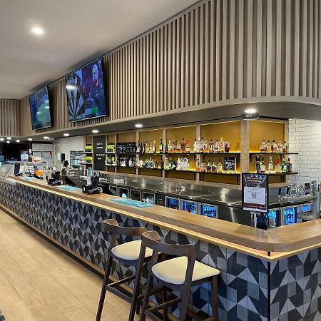 Meadowbrook Hotel Brisbane Loganlea Exterior foto