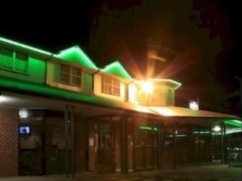 Meadowbrook Hotel Brisbane Loganlea Exterior foto
