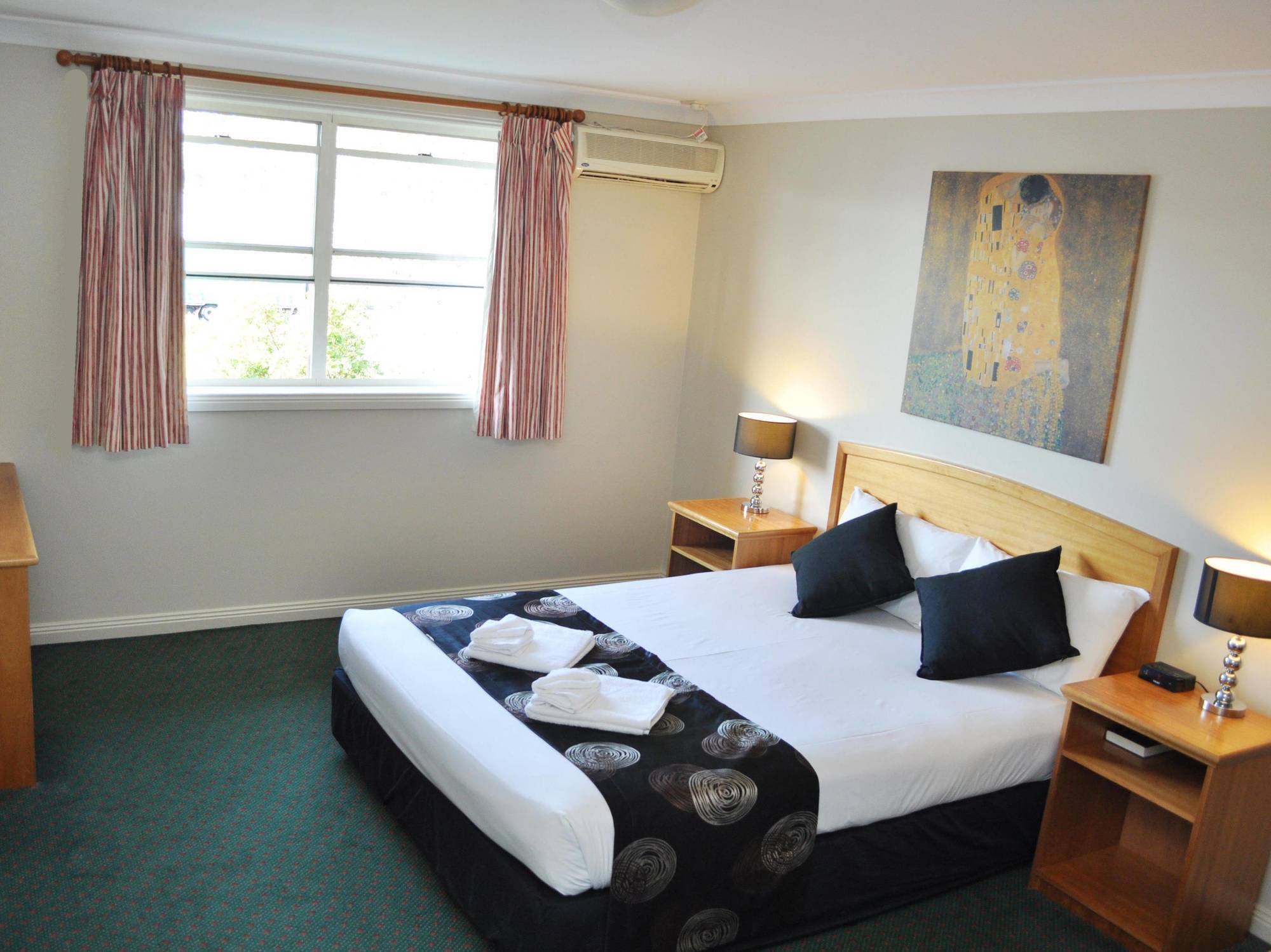 Meadowbrook Hotel Brisbane Loganlea Exterior foto