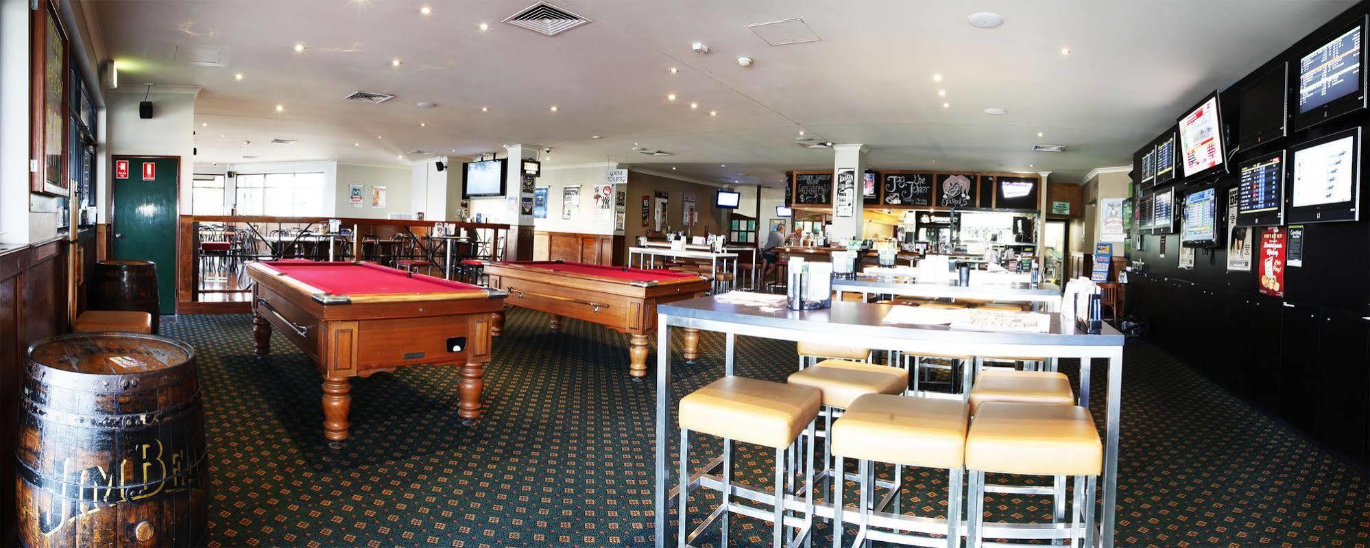 Meadowbrook Hotel Brisbane Loganlea Exterior foto